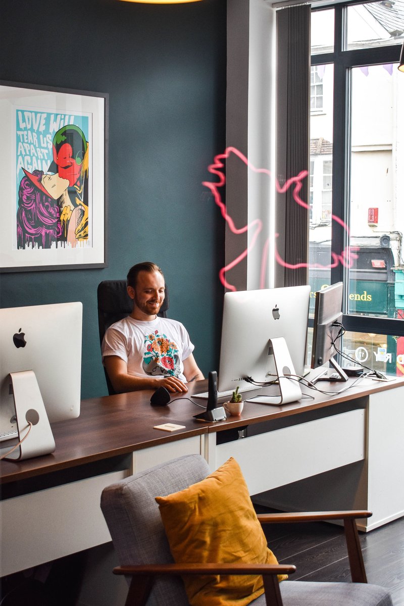 Today we are celebrating 365 days of James 🎈

We can't thank James enough for all of his hard work in supporting our awesome clients ... and us for the past year! We're absolutely buzzing to see what he achieves in his next (work) trip around the sun.

Let's hear it for James 🤘