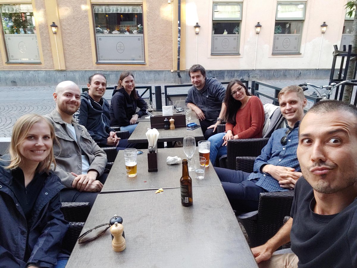 Szczot Lab (@szczotlab) on Twitter photo Welcomes and goodbyes. We say farewell to fabulous summer student Batuhan Yağan, and greet visiting scientist Kasia Terejko from <a href="/PORT_Wroclaw/">Łukasiewicz – PORT</a> and bachelor student Christoffer Karlsson. Good company! Welcomes and goodbyes. We say farewell to fabulous summer student Batuhan Yağan, and greet visiting scientist Kasia Terejko from <a href="/PORT_Wroclaw/">Łukasiewicz – PORT</a> and bachelor student Christoffer Karlsson. Good company!