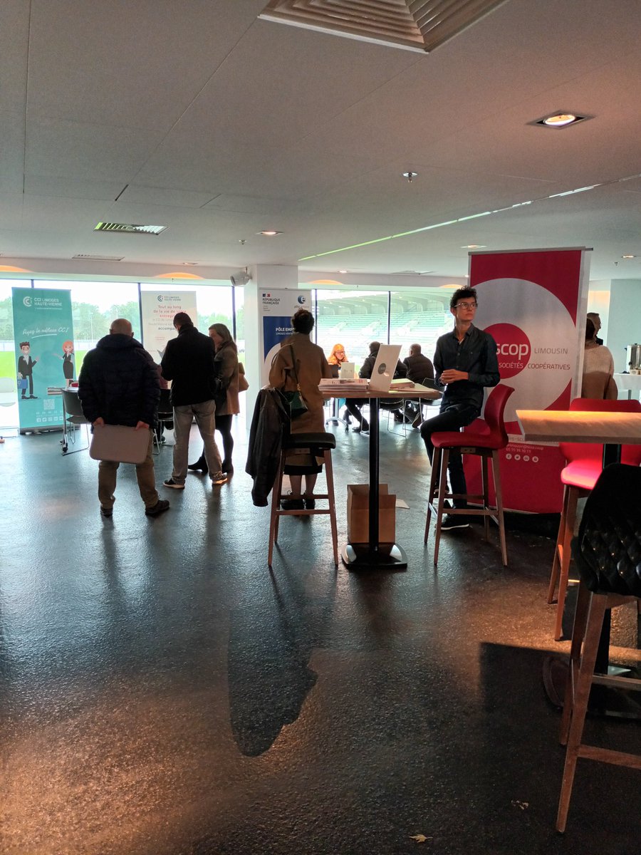 FTravail_NA's tweet photo. #restart2022 | Les partenaires de la #création d'#entreprise réunis au forum de #Limoges par les équipes de @PEventadour 👍 : conseils, échanges, accompagnements, financements pour les porteurs de projets 😊 https://t.co/eTdt4jhCB6