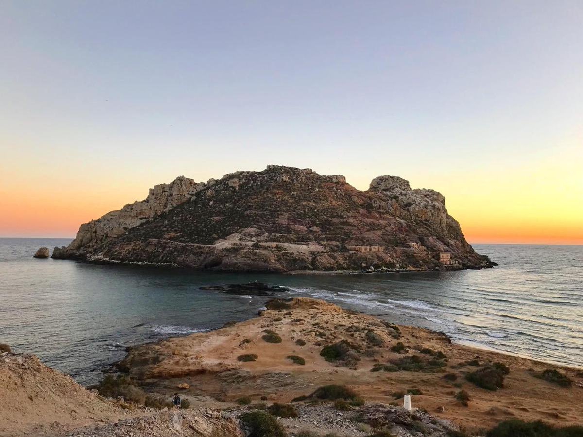 rubennietoabell's tweet photo. Buenos días, Hoy me apetece ver algo bonito.

¿Quien me lo supera?

 📍Águilas, Murcia. https://t.co/xgYOiIfj99