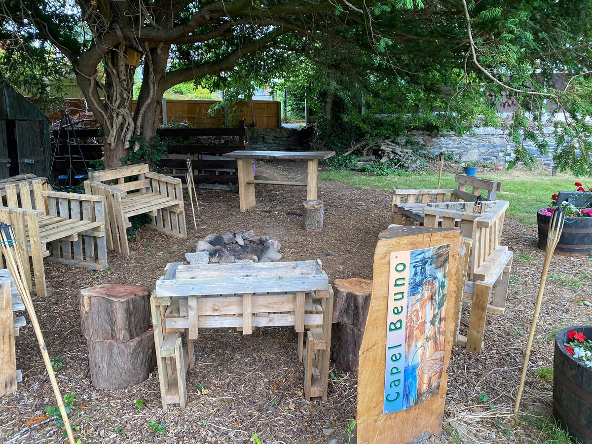 If you've never been to an outdoor service, why not join us for Eco-Fest on Saturday in Llanbedr to experience wild church around a fire pit and an outdoor altar. All the details are at dioceseofstasaph.org.uk/eco-fest/ @ChurchinWales @DioStAsaphEdu