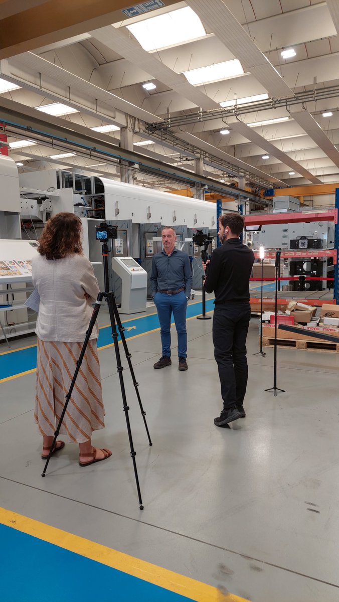 Nuovo #backstage!
Grazie Koenig &amp; Bauer Celmacch per la professionalità e gentilezza con cui ci avete accolto e per averci raccontato come l’#internazionalizzazione di <a href="/SAPBusinessOne/">SAP Business One</a> abbia favorito la nascita della nuova organizzazione industriale
<a href="/SAP_CX/">SAP Customer Experience</a> #sapbusinessone #pmi