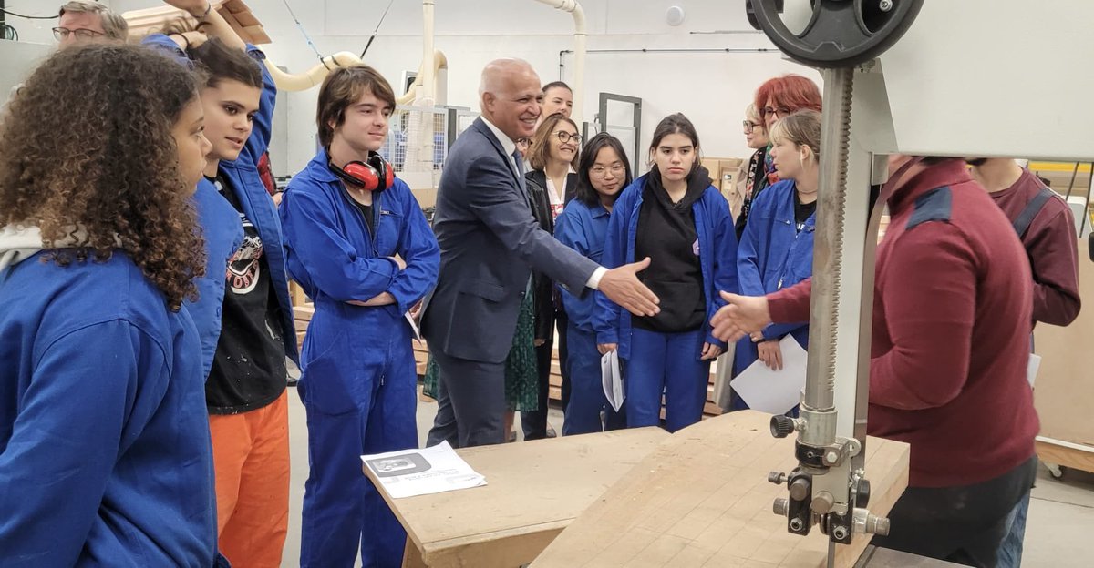 MostafaFourar's tweet photo. Ouverture du séminaire #CitésEducatives , fruit d'un travail collaboratif entre @actoulouse @PrefetOccitanie @TlseMetropole
Ce sont de fructueux projets de terrain, comme ici dans la cité éducative de Toulouse Nord, à l'école Jean Zay et au @LycUrbainVitry
Bon séminaire à tous ! https://t.co/y9gA4mT2XR