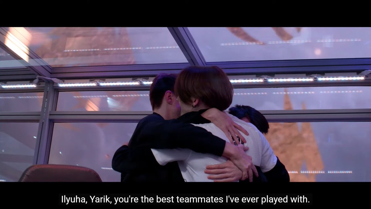 Tag your best teammates 🤍🖤