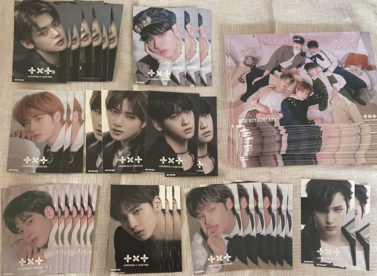 sobi__1205's tweet photo. - ̗̀🎁 ̖́-투바투 선물기획- ̗̀🎁 ̖́-

일본앨범＆포카를 추첨으로 5분께 보냅니다❣️

○참가 방법○
RT🔁+follow👤
코멘트로 필요한 멤버를 가르쳐 주세용🫶
엽서+스티커도 선물합니다 ❕

한국MOA과 사이가 좋아지고 싶습니다( ˃ ˂ )
#모구모구 https://t.co/vwRxxGdF3c