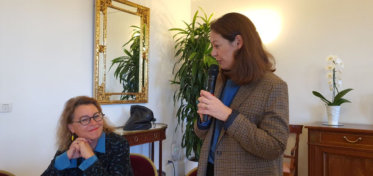 sandrinejossoan's tweet photo. 💬 sur le contexte international de l'#IVG avec  @sarah_durocher, @RixainMP @V_Riotton, @lise_magnier, @EricMartineau72 @FCBDeputeduCher  @lecocqcharlotte @MichelePeyron
Au coeur de nos échanges : l'inscription de l'IVG dans la constitution française qui serait un geste pionnier. https://t.co/zVJ4Dv06TW