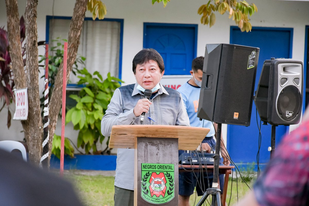 negorppopro7's tweet photo. On September 27, 2022 at 3:00 PM NOPPO conducted the Opening Ceremony of the 1st Provincial Director's Cup Basketball Tournament held at NOPPO Basketball Court officiated by PCOL JONATHAN D PINEDA, OIC together with ATTY. Cyrus Riconalla, Chairman, Negros Oriental Sports https://t.co/CYui1M2Obv