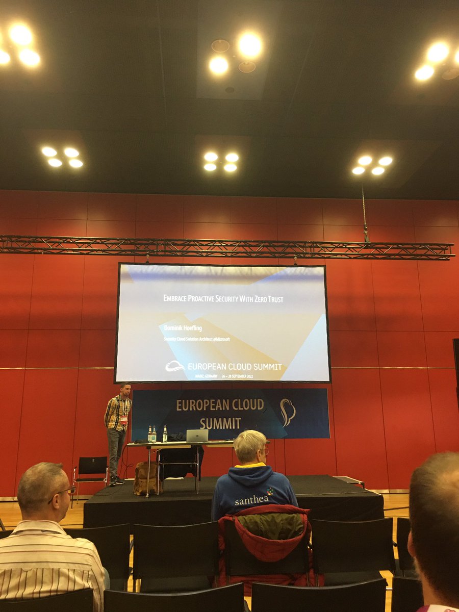 Just gained some nice insights at the expo. Now first session of the day embrace proactive security with zero trust #cloudsummit