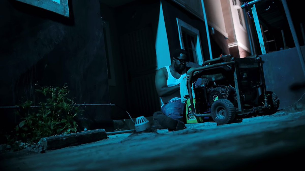 HammerTheMovie_'s tweet photo. #NO 1 NOLLYWOOD MOVIE IN CINEMAS

We hustle for so many days, but one day, we #HAMMER

#HammerTheMovie is still showing in cinemas near you 

ASUU and FG #BBNaija #japa #studyabroad #Trending #nollywood #vantagemigration #SheggzOlu𓃵 https://t.co/Eyyw3L9LtO