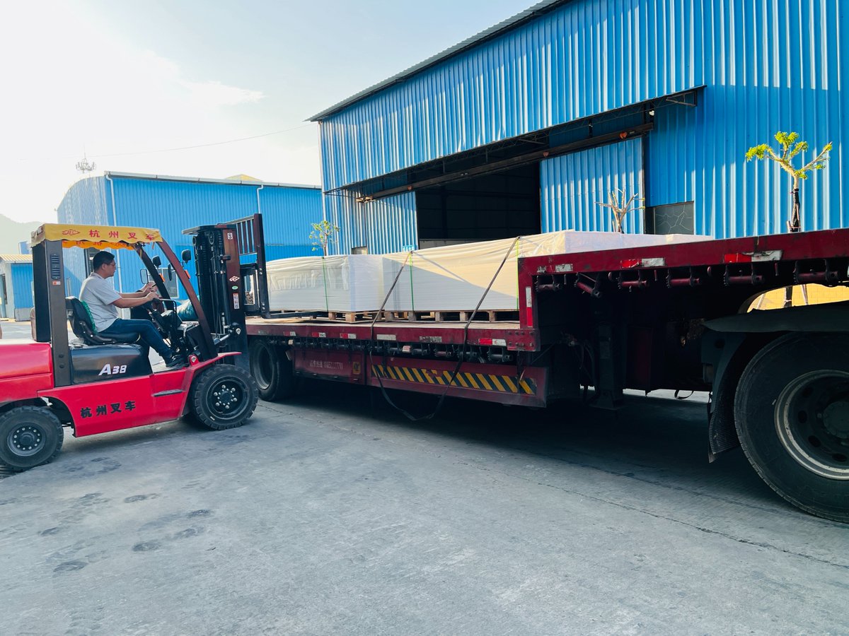 SELIMABAOTROL's tweet photo. Plates are packed on the car:
white pure acrylic solid surface sheet; artificial stone solid surface sheet slabs
Contact us :+0086 1770194851
#solidsurfaces #solidsurfacesheet #artificialstone #pureacrylic #solidoverfladeplade #festeOberflächenfolie #feuilledesurfacesolide #листс https://t.co/wWif9eXU7u