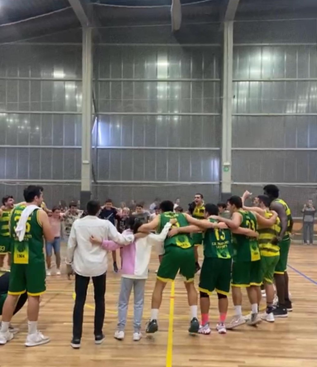 CBManyanet's tweet image. 🏀 RESUM DE LA JORNADA 24/25 de Setembre

🏠LOCALS

✅ Senior Masculí 69 - 50 @cbCerdanyola 

✈️ VISITANTS

❌ Sant Ignasi 52 - 40 Junior Verd Femení
✅ Bàsquet Orlandai 44-49 Sots21 Femení

#ForçaManyanet 💚💛