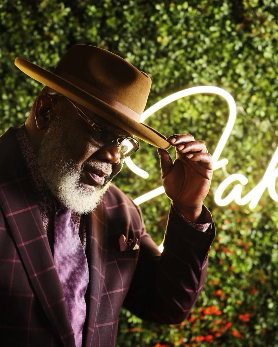 BishopJakes's tweet photo. As I leave the task of empowerment to Sarah, I want to thank everyone who got us to this point. 

#FinalWTAL https://t.co/2ILy4DVdjM