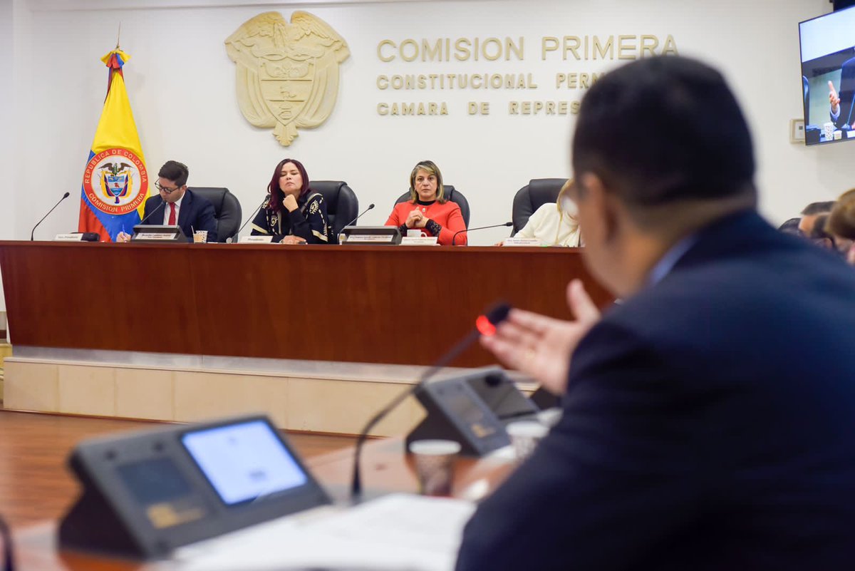 uni_cartagena's tweet photo. El nuestro Profesor de Derecho Penal de la Facultad de Derecho Edgard Osorio Osorio,participó en la audiencia pública mixta d la Comisión 1era @CamaraColombia sobre el proyecto de Ley donde se tipifica el retiro sin consentimiento del
Preservativo  durante las relaciones sexuales https://t.co/y2WIrzC38g