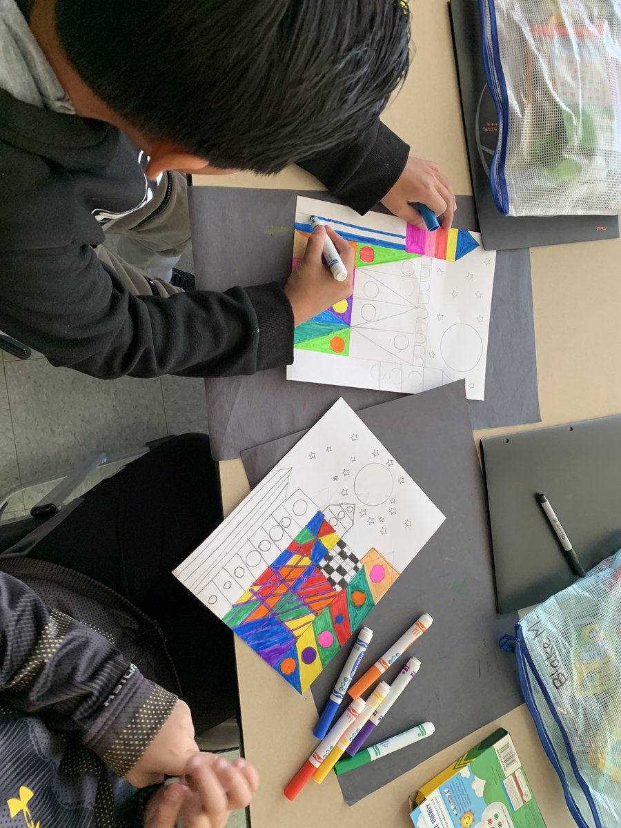 MrsBeventeArt's tweet photo. Fourth grade Paul Klee inspired cityscapes are coming along beautifully! #ilbsd13 #leadlikeajaguar https://t.co/zsxZrjKY20