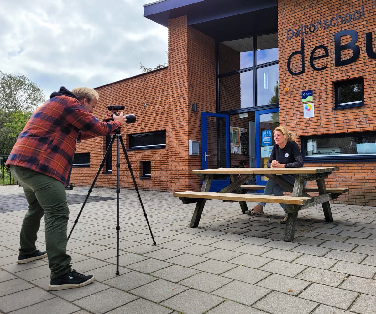 💡Design Thinking💡
Vorige week waren er filmopnames voor cvgi.nl maar waarom eigenlijk..? 🤔 stay tuned!@STEemVallei #designthinking #clubvoorgeweldigeideeen #minimaatschappij #wereldburgerschap #soest #veiligverkeernederland #onderwijs