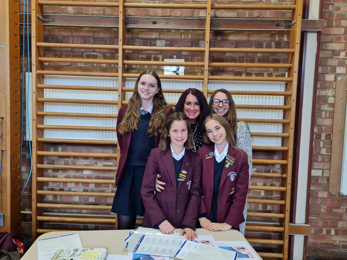 GKKLeadership's tweet photo. Club fayre this afternoon (much like freshers' fayre) was buzzing! @MissEdwards2023 did a fab job organising this and it was great to see how enthusiastic stall holders were about their clubs! @DidcotGirls https://t.co/Tg1V3XyDY9