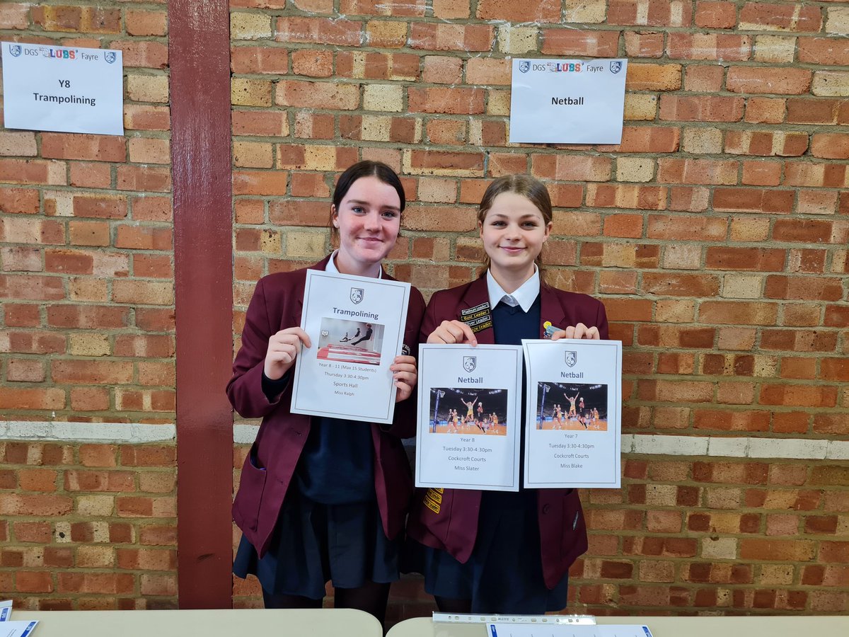 GKKLeadership's tweet photo. Club fayre this afternoon (much like freshers' fayre) was buzzing! @MissEdwards2023 did a fab job organising this and it was great to see how enthusiastic stall holders were about their clubs! @DidcotGirls https://t.co/Tg1V3XyDY9
