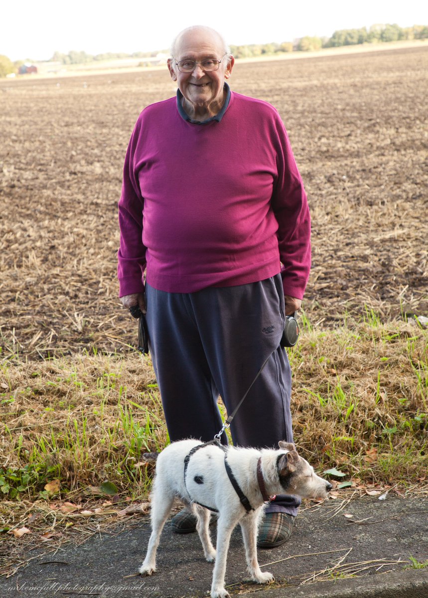 MikeMcFall8073's tweet photo. @ThePhotoHour #thephotohour @PicPoet @picpublic @LensAreLive @Inongo_ @ALERTADICE @HarmonyMindBody @FORLancashire @MartinaRosemann Dave, aged 86, and his dog Dixie taken for #100strangers out for a walk in Haskayne cheerful bloke who shared his bad joints with his dog #Lancashire https://t.co/NbYc46FTf6