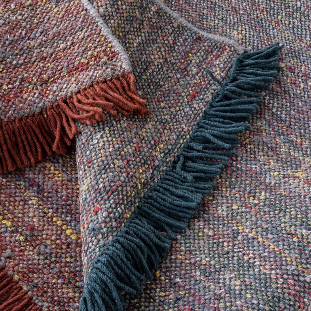 DesignQuarters's tweet photo. Re-Rug: Explore the beauty of waste! - https://t.co/73laAfKCm4 https://t.co/hXdcECvBmX