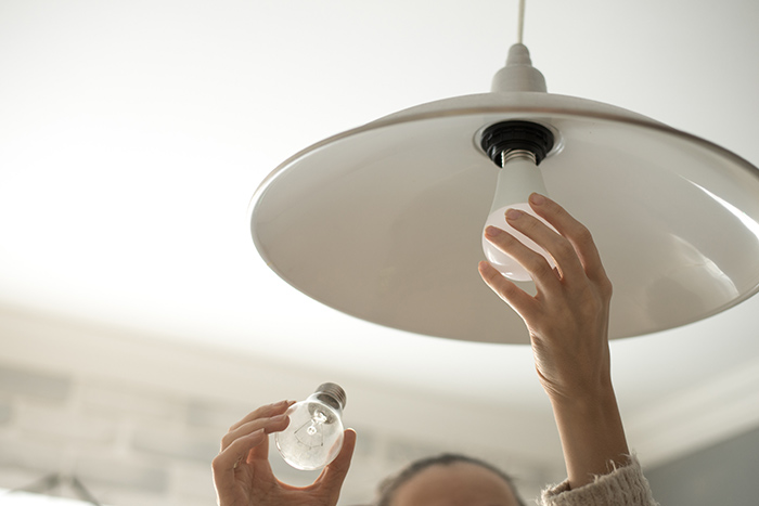 Schlage_Locks's tweet image. You want to make your home more energy efficient, but how? With these #lightingefficiency tips, you can upgrade your home easily to run more sustainably, save money and even make it safer - ms.spr.ly/6019j2CY7