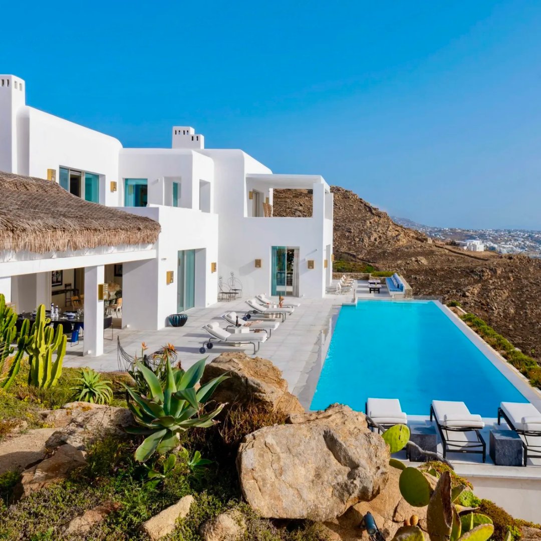 JamesEdition tweet media