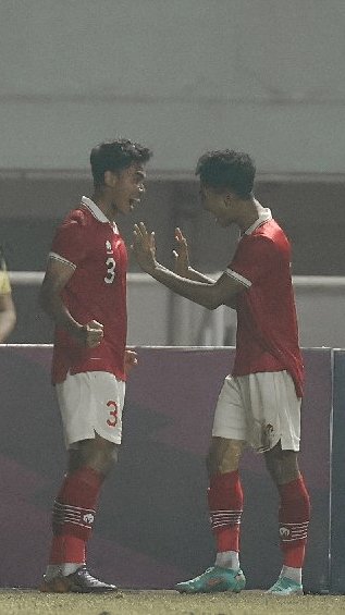 Beri caption untuk foto ini😅👇 #TimnasDay