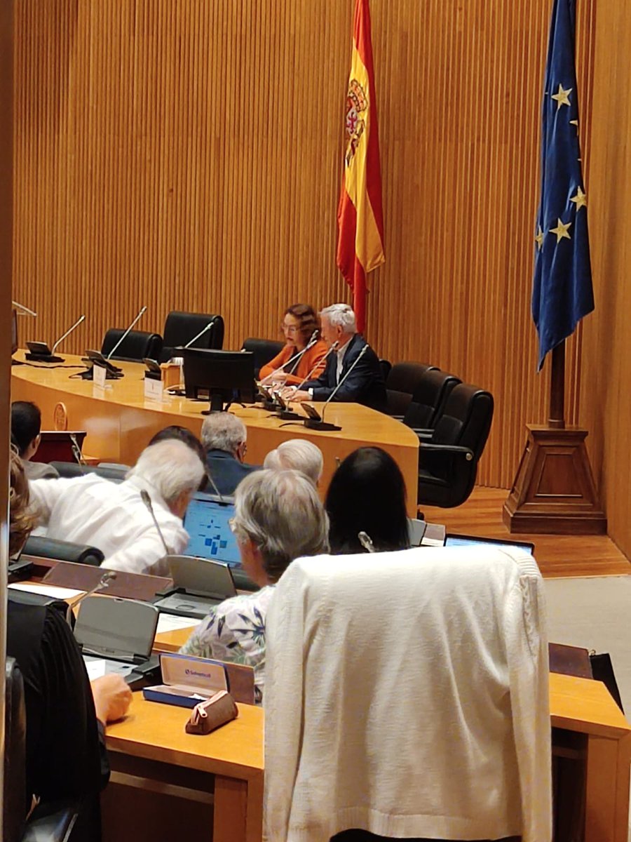 La Plataforma de Mayores y Pensionistas (PMP) ha celebrado hoy la Jornada "Mayores y brecha digital", en la sala Ernest Lluc del Cogreso de los Diputados. Para la inauguración  ha contado con Dña. Magdalena Valerio, presidenta de la Comisión del Pacto de Toledo.