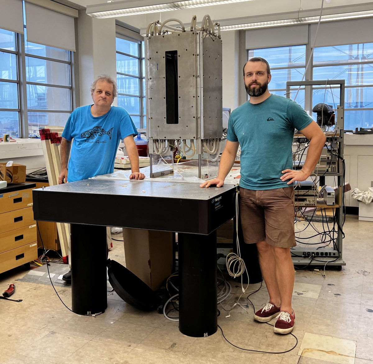 eweidenh's tweet photo. We recently acquired what’s probably the world’s only experimental icicle growing machine. Very exciting!

https://t.co/jXjOXkgbTe

#histsci #histtech #canhist https://t.co/zIEVFmKEiQ