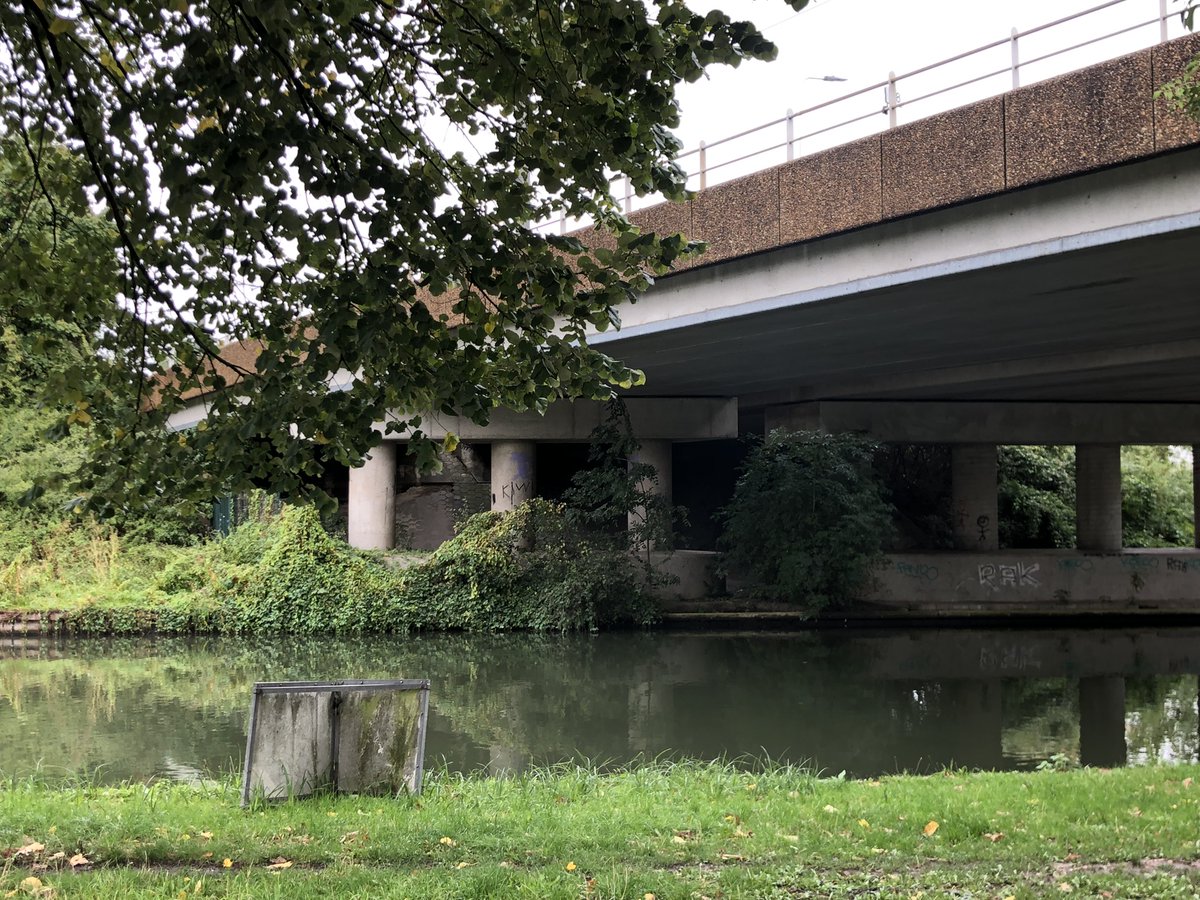 Twee 15-jarige jongens beroofd onder trambrug in sportpark de IJsseloever

ijsselstein20.nl/2022/09/27/twe…