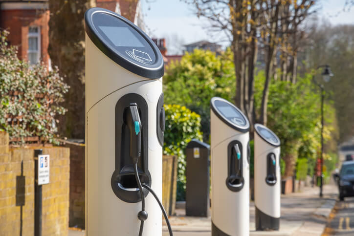 rapidchargeuk's tweet photo. Are EVs too expensive?

While the majority of EVs are normally a lot more expensive to buy than a petrol or diesel equivalent, the running costs are a lot cheaper as well as maintenance

If you need an #EV charger, visit our website:

https://t.co/sIJd5OZ5xD

#Electricvehicles https://t.co/RMFiQ4DPbE
