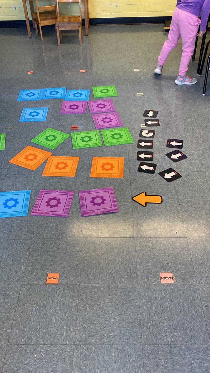 pulsiferkaitlyn's tweet photo. This morning many of us are learning how to code for the FIRST TIME! We coding our friend at the meeting area with arrows and now we’re trying @kodable on our own!! @DwightRossElem #SeeWhatWeAreLearning https://t.co/nEtQ9HbaFy