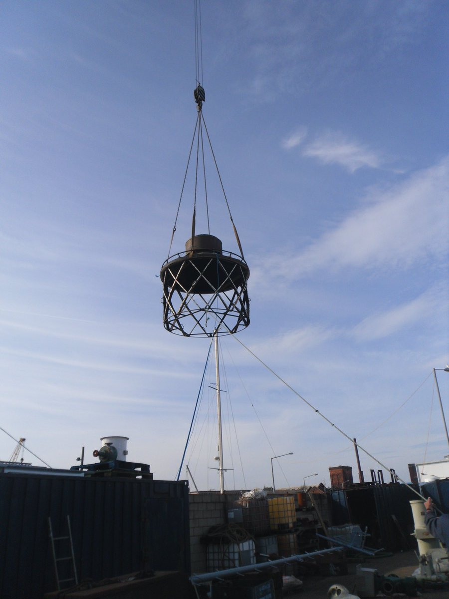 DunstonShipLtd's tweet image. Spurn Lightship Lantern!
Lantern has been removed for steelwork repairs to the framework 
@HullMaritime 
@Hullccnews
@HeritageFundNOR 
#Spurnlightship