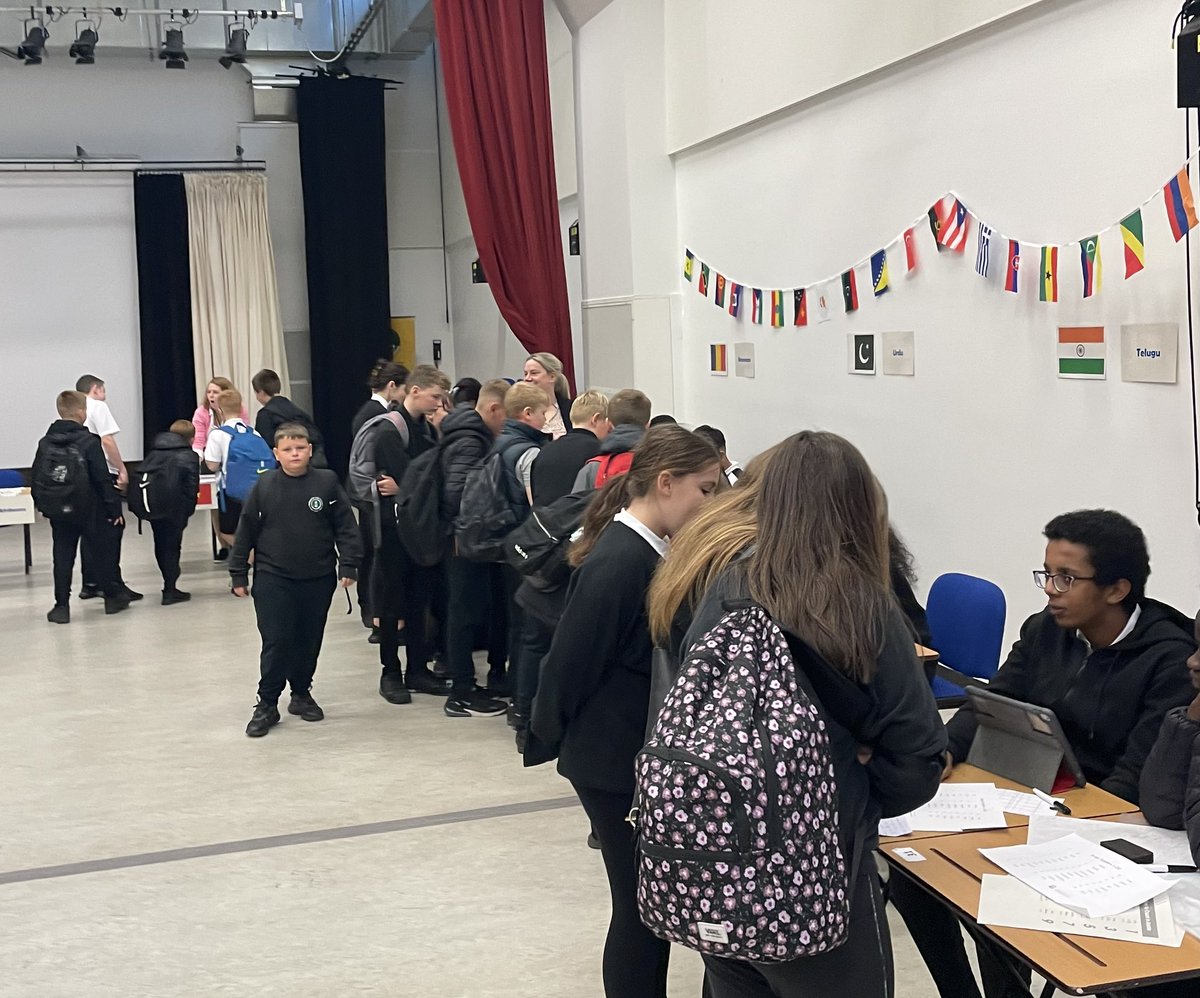 Well done to everyone involved in our European Day of Languages event today. S1s got the chance to try different activities in 20 of the languages spoken at <a href="/forresterhs/">Forrester High</a> all prepared by our multilingual pupils. #respectbelieveachieve #EuropeanDayofLanguages2022
