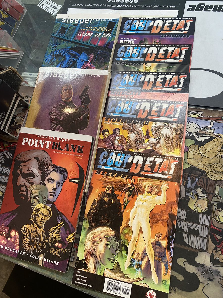 strangeadventrz's tweet photo. Sleeper by Ed Brubaker & Sean Phillips plus the prequel Point Blank and the Coup D'Etat mini-series for $25
#previouslyviewed https://t.co/qQCjJqXdId