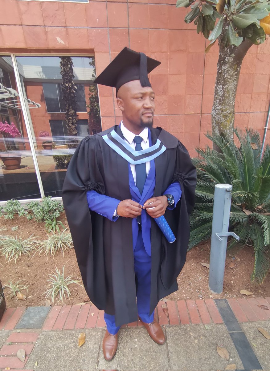 Ndumie_Mcyong's tweet image. When blessings come they come multiplied 👨🏾‍🎓✨I&apos;m grateful. Another one
#Manyonyoba
#Datacentrix
#Mancosa
