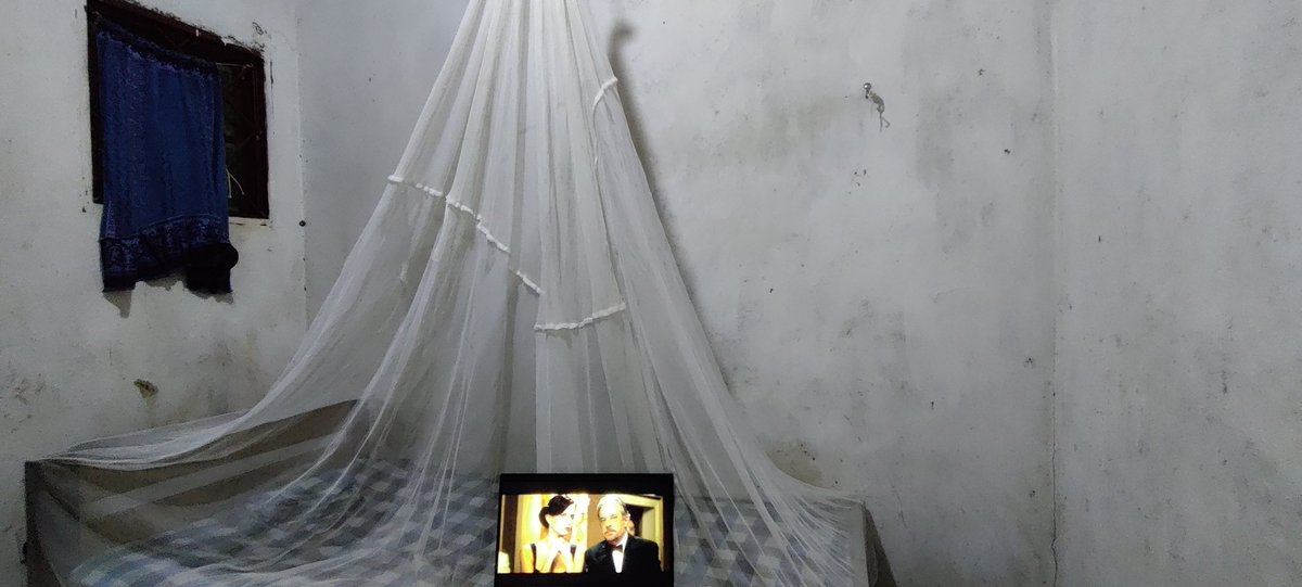 real_lord_miles's tweet image. Absolute bargain south Sudanese hotel, even has electricity for 4h at night daily! Pillow is chunky somehow.