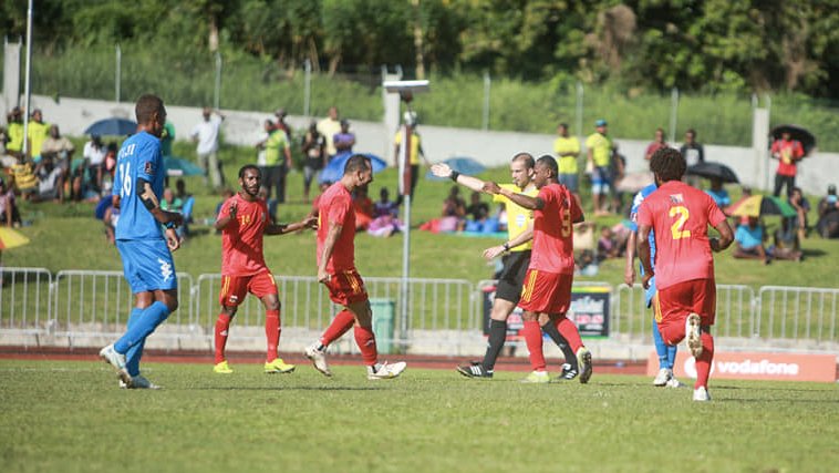 caminomundialok's tweet photo. #MSG2022 🇵🇬🆚🇫🇯
🔚 FINAL DEL PARTIDO
En el estadio Korman de Port-Vila 🇻🇺, #PapúaNuevaGuinea venció 1-0 a #Fiji y avanzó a la final de la MSG Prime Ministers Cup (ex Copa Melanesia).
⚽️ Niger Dabinyaba -p- 23' (PNG) https://t.co/JGeVZZwdcN