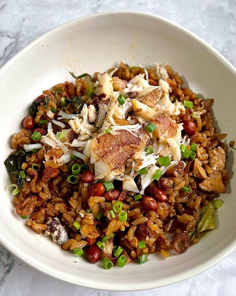 I wasn’t planning to celebrate my recent birthday but @chinamommyph surprised me with this feast. I invited a few friends over for lunch and we all overate 😆. If you need a one-stop place to order really good home-cooked Chinese food then it’s China … instagr.am/p/CjAYMzzJpnc/