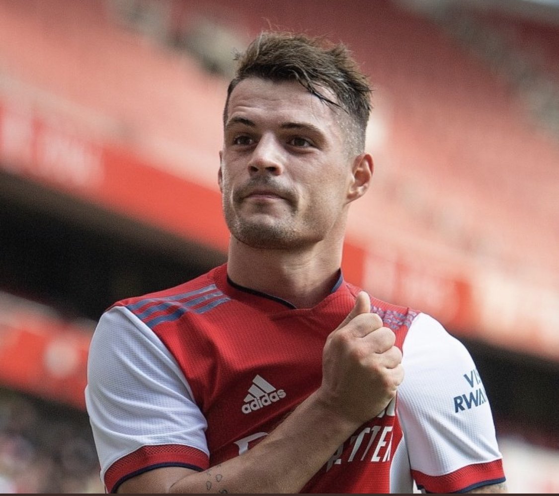 Happy bday to the best midfielder in the league behind KDB our very own Granit Xhaka 