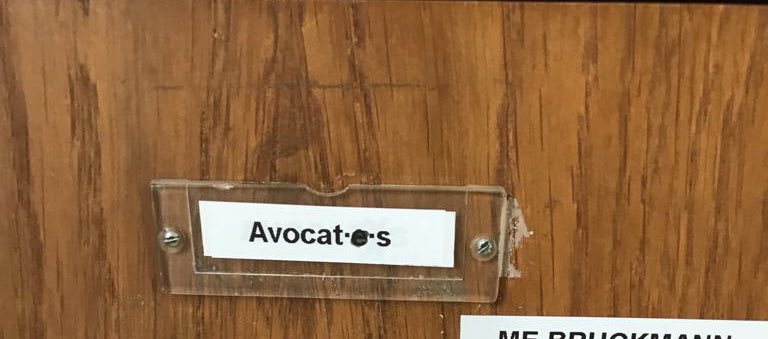 AvocatavecunE tweet picture