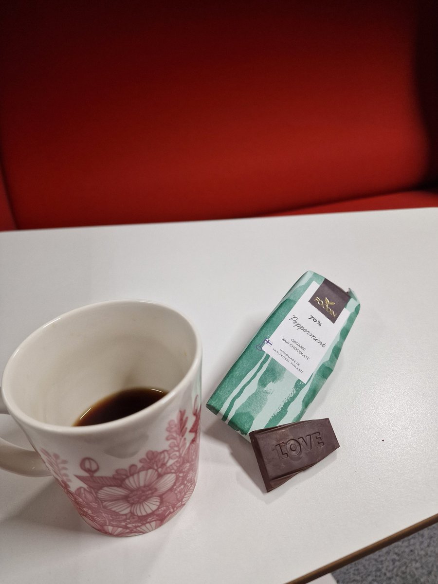 Clemfloworks's tweet photo. Soon we discuss more with @EuTampere, Verte ldt colleagues and #CCRIEurope's team about circular economy's development in Tampere Region as we're one of the selected pilots!But first, coffee and local chocolate, thanks @ruut_rissanen 🙂

#CCRIEurope
#CCRIpilots
#CircularEconomy https://t.co/5JIslsB4N2