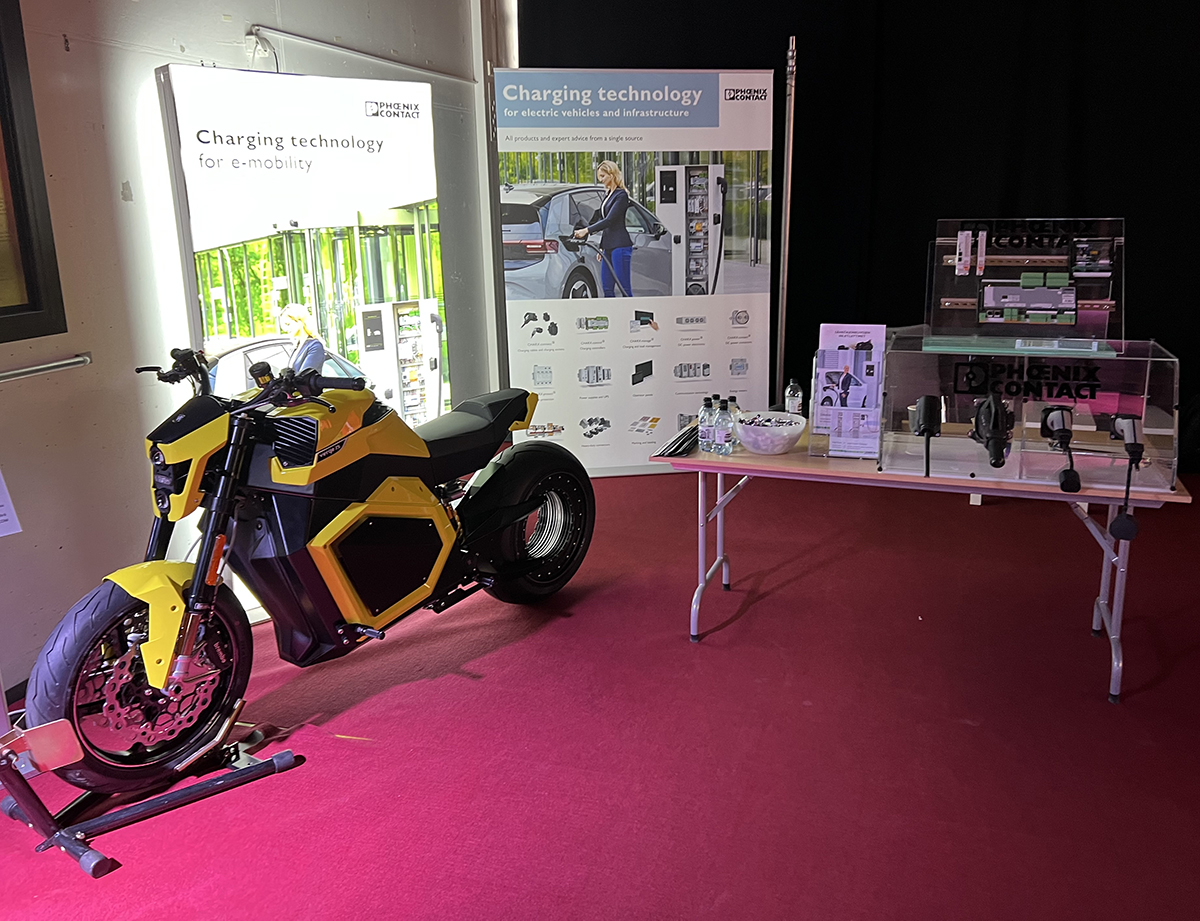 Alihankintamessut aukesivat tänään. Tule käymään alueella 28 Alihankinta HEATissa. Mukana myös <a href="/VERGEmotorcycle/">VERGE Motorcycles</a> sähkömoottoripyörän kanssa.
Rekisteröidy 👉alihankinta.fi/fi/
#Alihankinta #AlihankintaHEAT #VergeMotorcycles