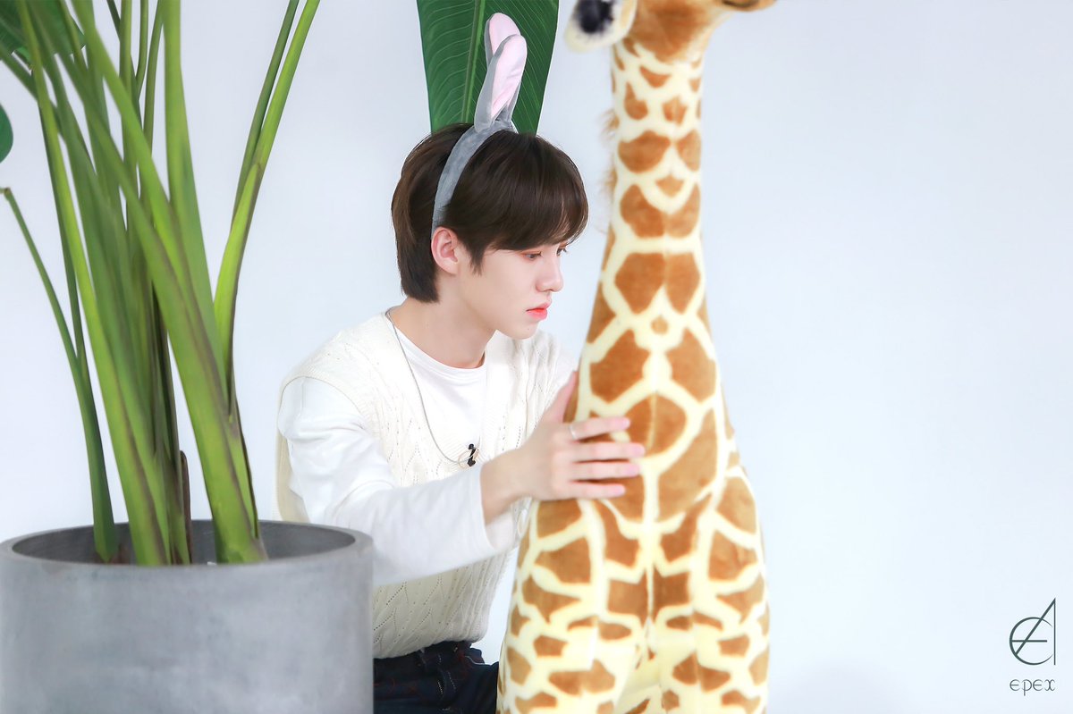 iaydenyou's tweet photo. ความน่ารักของน้องเอเดนน่ะนะ ㅠ ㅠ ♡♡ https://t.co/x0FAL0A2B7
