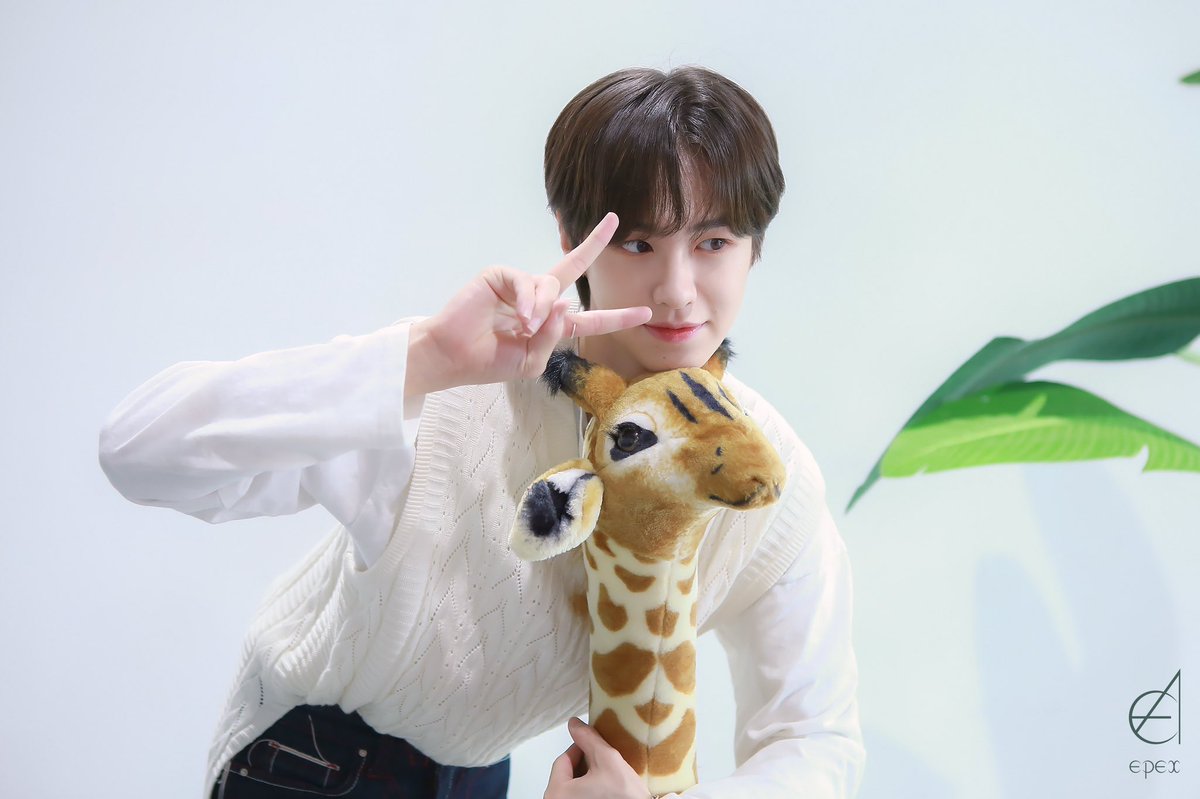iaydenyou's tweet photo. ความน่ารักของน้องเอเดนน่ะนะ ㅠ ㅠ ♡♡ https://t.co/x0FAL0A2B7