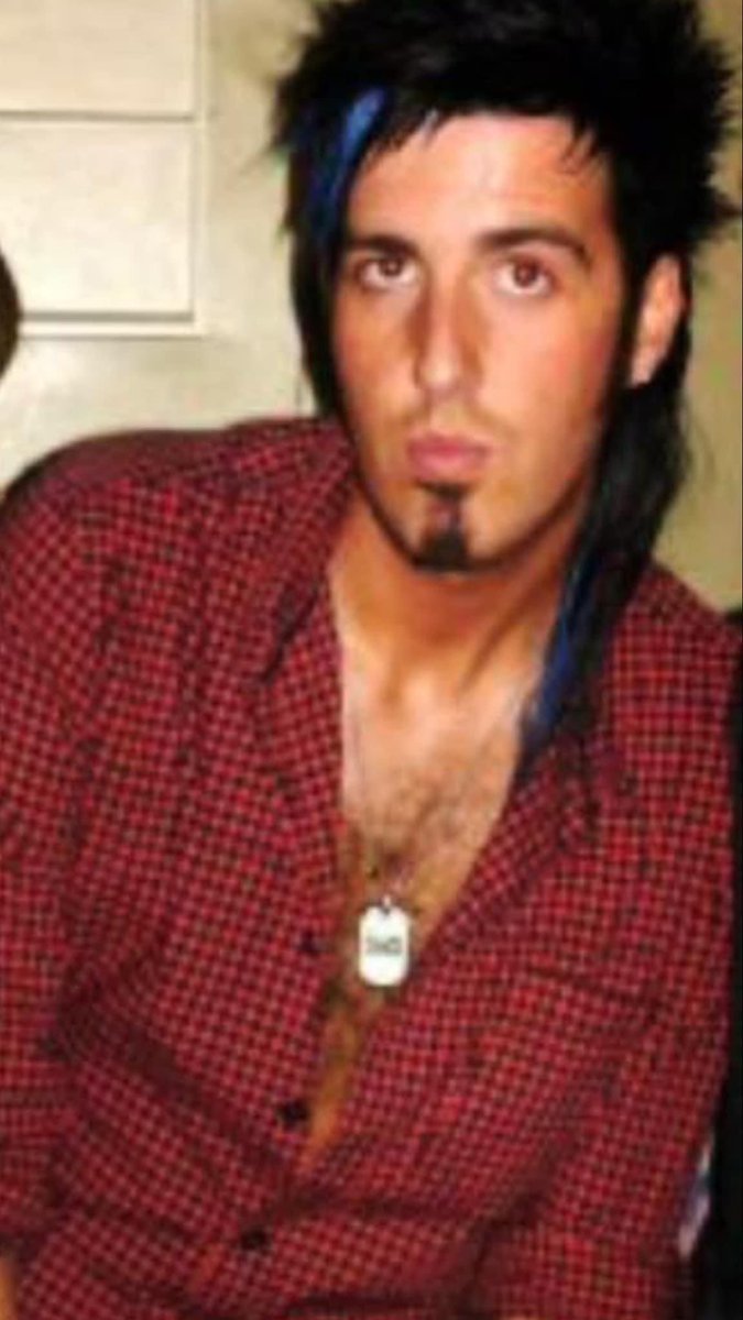 MrRobbieCatMan's tweet image. Maybe 2008 early 2009 pre #TBI #HeadInjury #CheatDeath #Psychic #CatMan