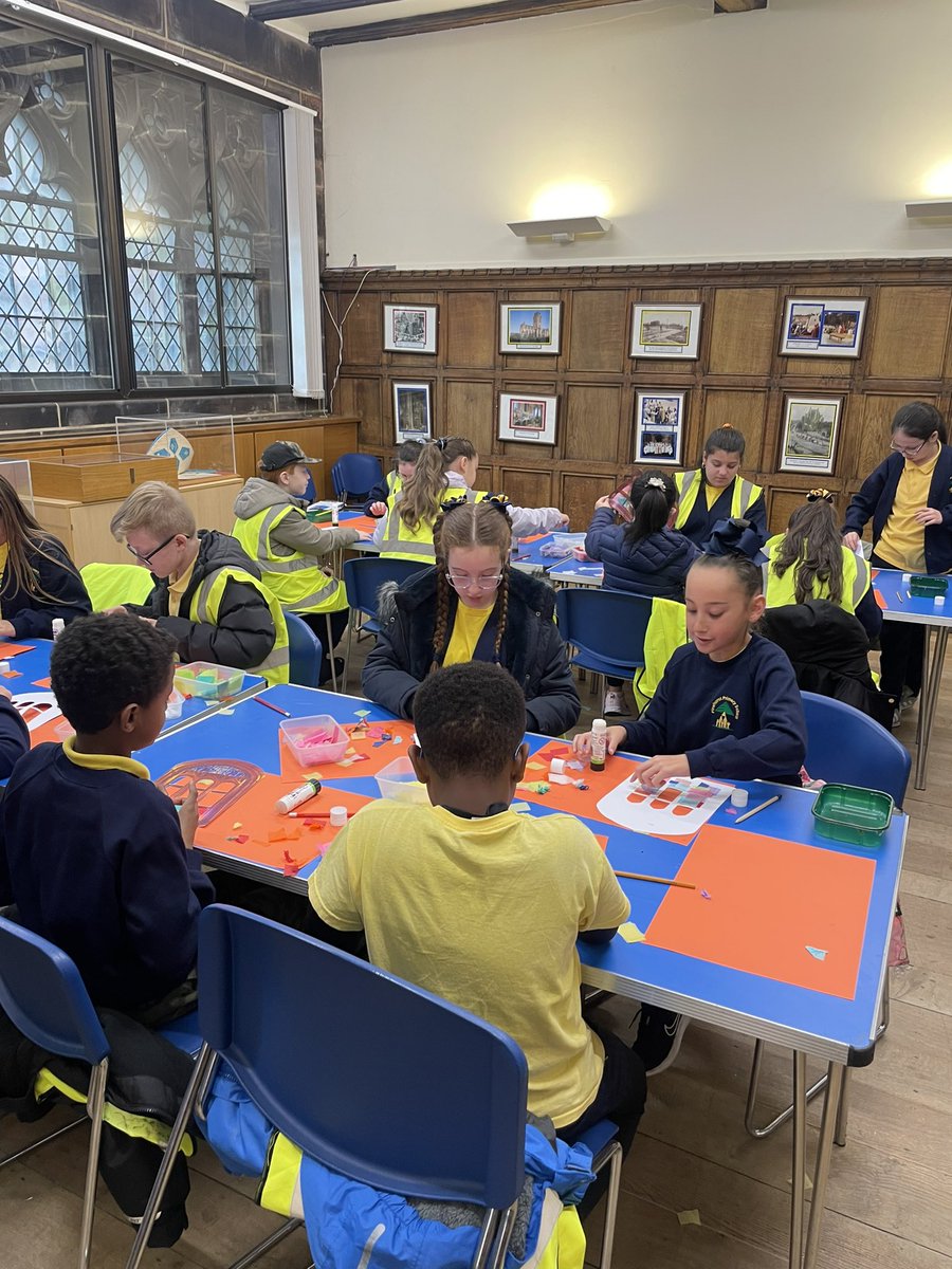 missrfry's tweet photo. Great morning at the Anglican Cathedral with Year 6! @PinehurstP https://t.co/sKwGeSxbOv