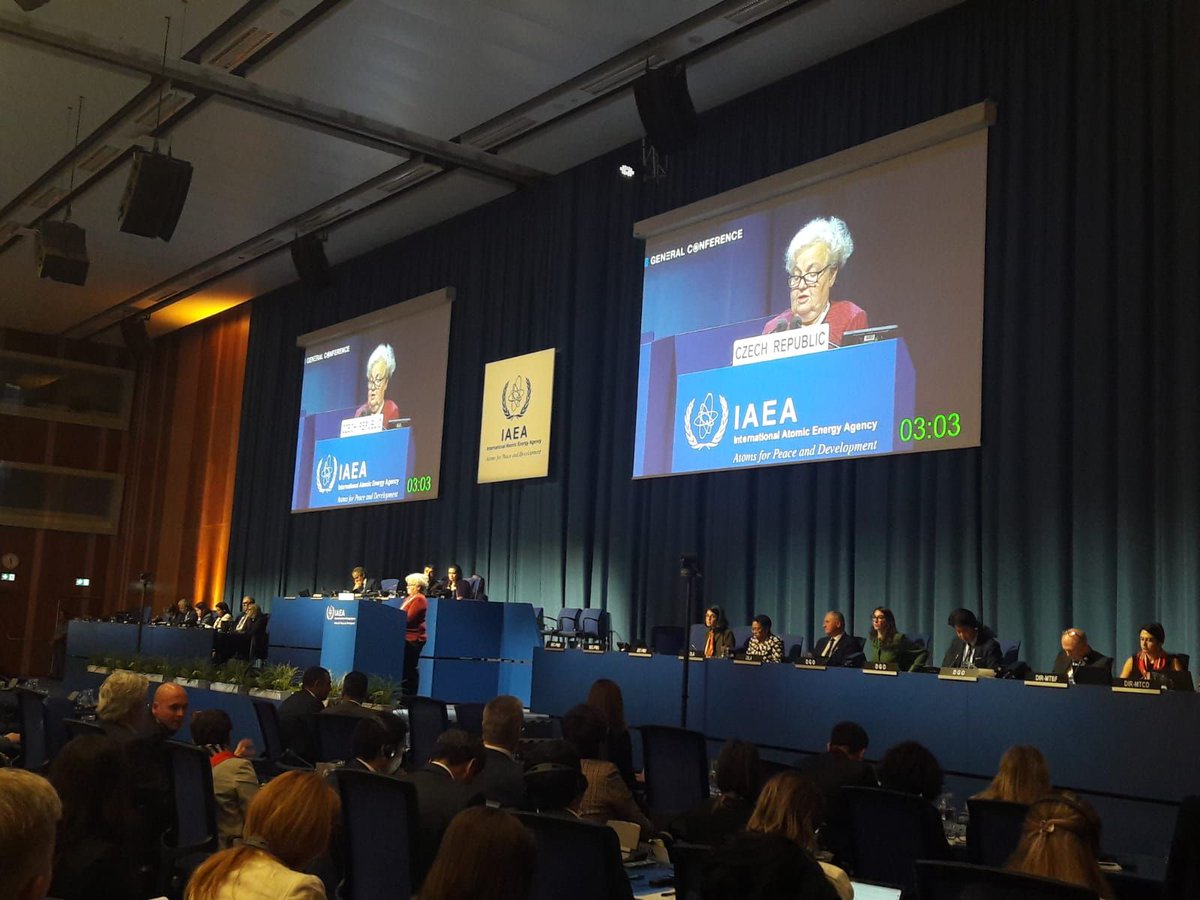 SUJBofficial's tweet image. Právě probíhá 66. generální konference @iaeaorg, kde Česká republika nesmí chybět. Vzhledem k #CZPRES vystoupila @DrabovaDana jménem celé EU mezi prvními řečníky. Zaměřila se na bezpečnost jaderných zařízení na Ukrajině, jaderný program KLDR, návrat k #JCPOA a výsledek #NPTRevCon