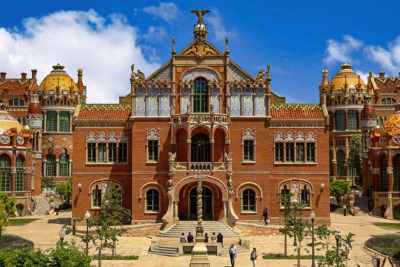 weather2travel's tweet photo. Happy #WorldTourismDay ๐๐๐
Let us start #RethinkingTourism by visiting and exploring #lesscrowded places. Here are some #alternatives to Barcelona's top #attractions.
๐ 7 alternatives to #Barcelona's most popular sights https://t.co/c5Ag1EJceD
@EsmeFox @TUIUK #travel https://t.co/5iva495ZcH