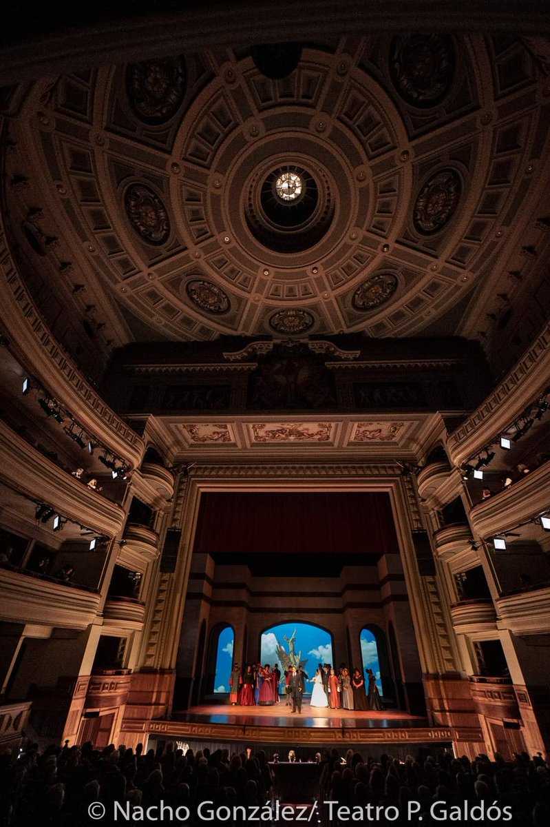 iseaakln's tweet photo. ÚLTIMA FUNCIÓN DOÑA FRANCISQUITA - hoy a las 20h en el Teatro Pérez Galdós, LPGC.
#zarzuela #oslp #teatroperezgaldos
#corotemporadadezarzuela https://t.co/1wegNzTivW
