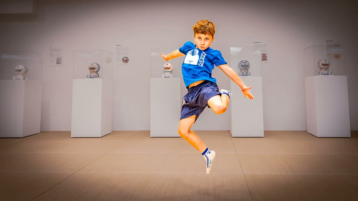 Roppongi Art Night 2022 at Kaikai Kiki Gallery. #Japan #Tokyo #art #KaikaiKikiGallery #RoppongiArtNight2022 #Roppongi #art #六本木アートナイト #popart #sculpture #manga #anime #Doraemon #MurakamiTakashi #村上隆 #ドラえもん #カイカイキキギャラリー #東京 #広尾 #東京アート